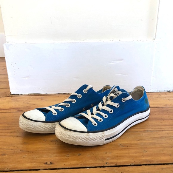 Converse Shoes - Blue Low-Top Converse